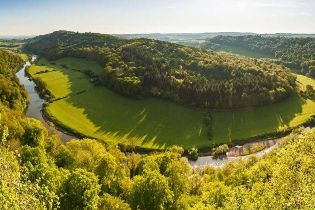Welsh Newton Common The Mill Stylish Rural Apartment With Beautiful Views מראה חיצוני תמונה